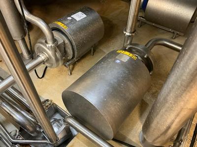 Overview picture of Alfa Laval pump (2x)